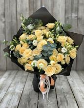 Букет цветов из:  Розы и Лизиантусы #REPLACE_PRED# Бекешевской
