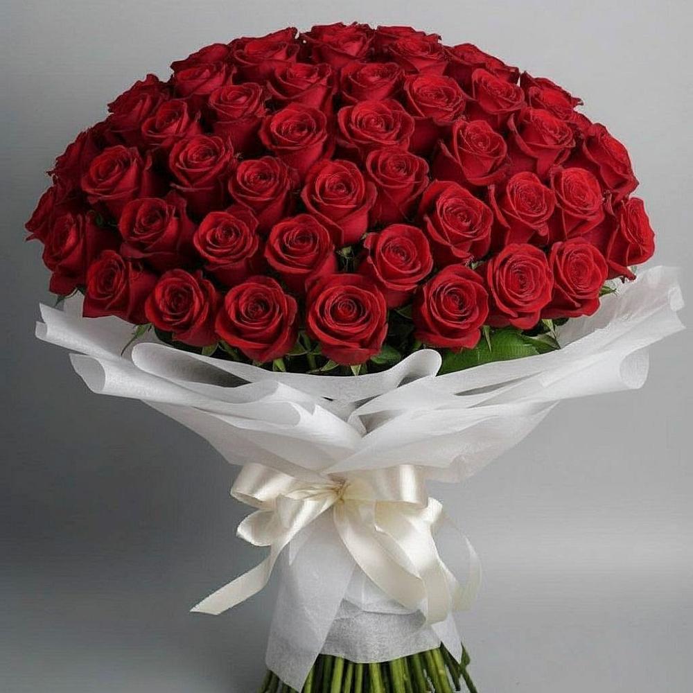 Букет 101 Красная роза Блэк Мэджик в Бекешевской