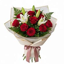 Букет цветов из:  Лилии и Розы #REPLACE_PRED# Бекешевской