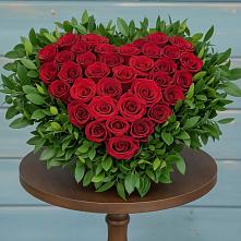 Цветочная композиция из Розы в виде сердца в Бекешевской