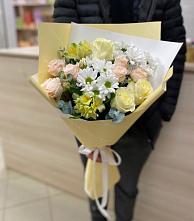 Букет цветов из:  Альстромерии, Розы и Хризантемы #REPLACE_PRED# Бекешевской