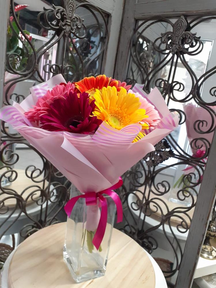 Букет цветов из: Герберы в Бекешевской