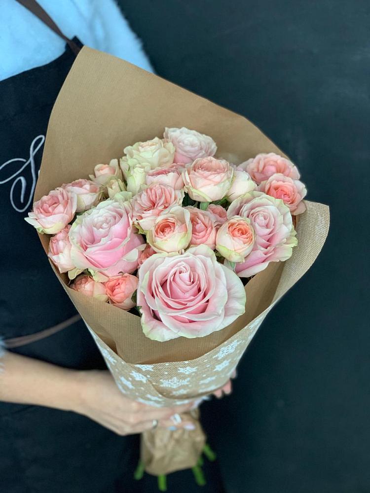 Букет цветов из: Хризантемы и Розы в Бекешевской