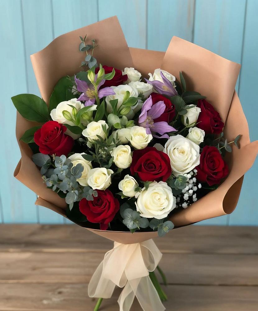 Букет цветов из: Розы и Альстромерии в Бекешевской